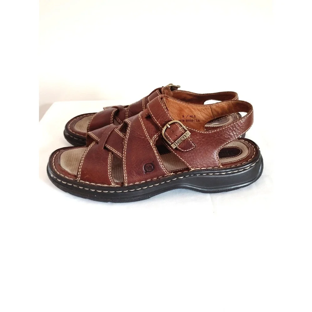 Born Brown Leather Fisherman Sandals Men 9 Comfort Footbed Beach Resort Preppy